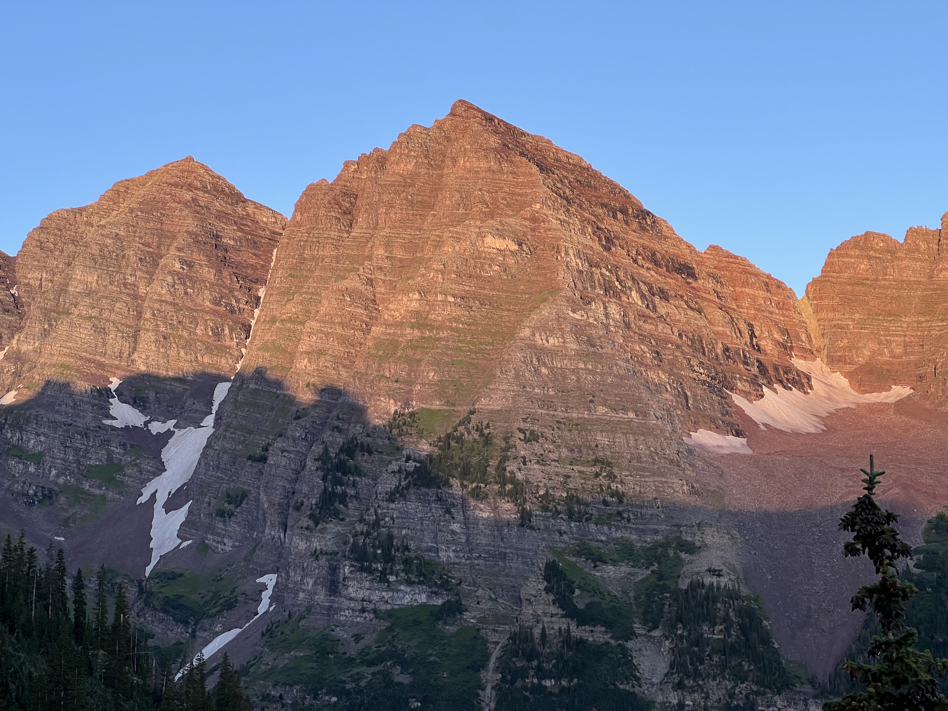 Sunrise over Pyramid Peak