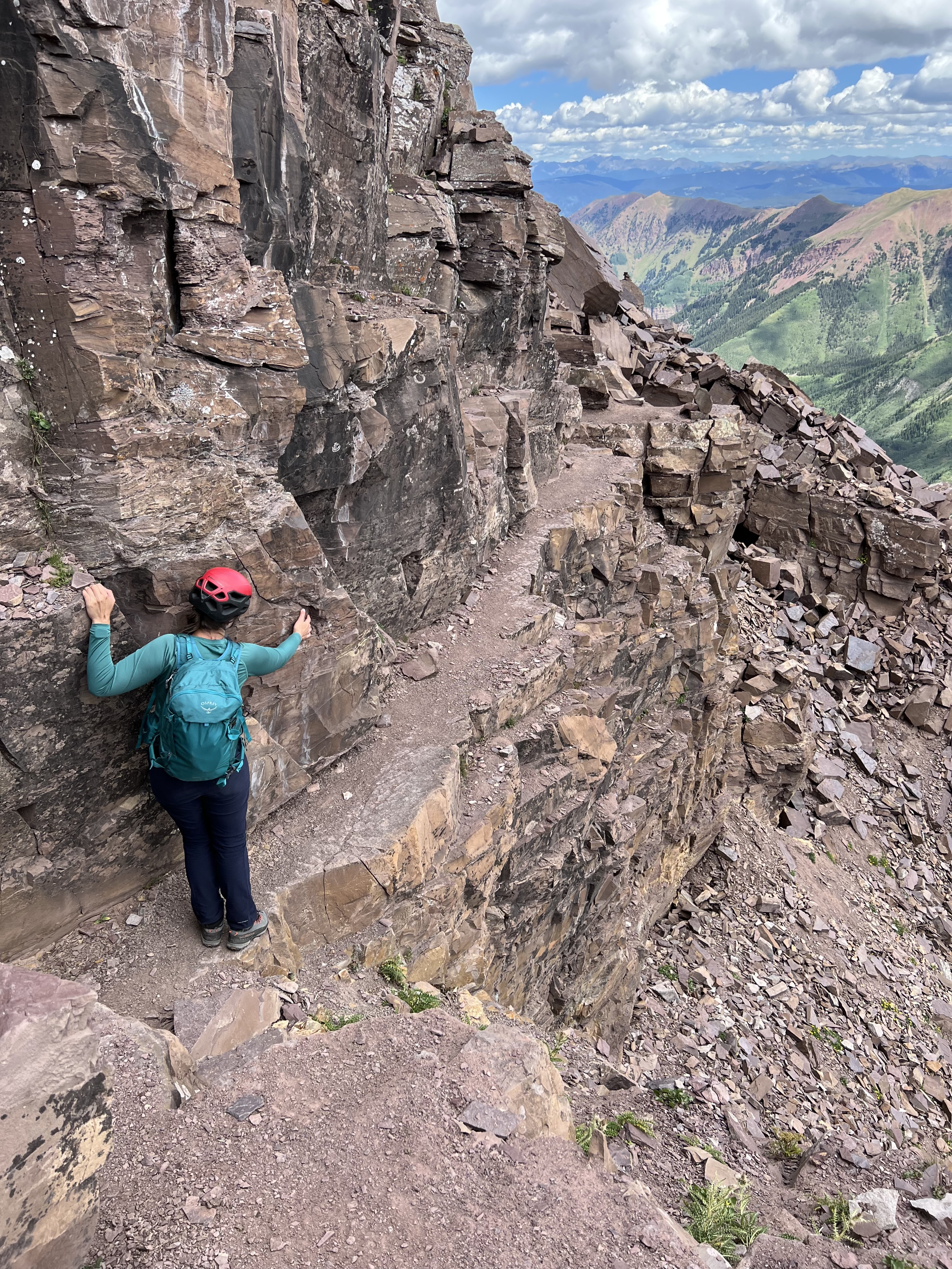 Maya navigating the ledges