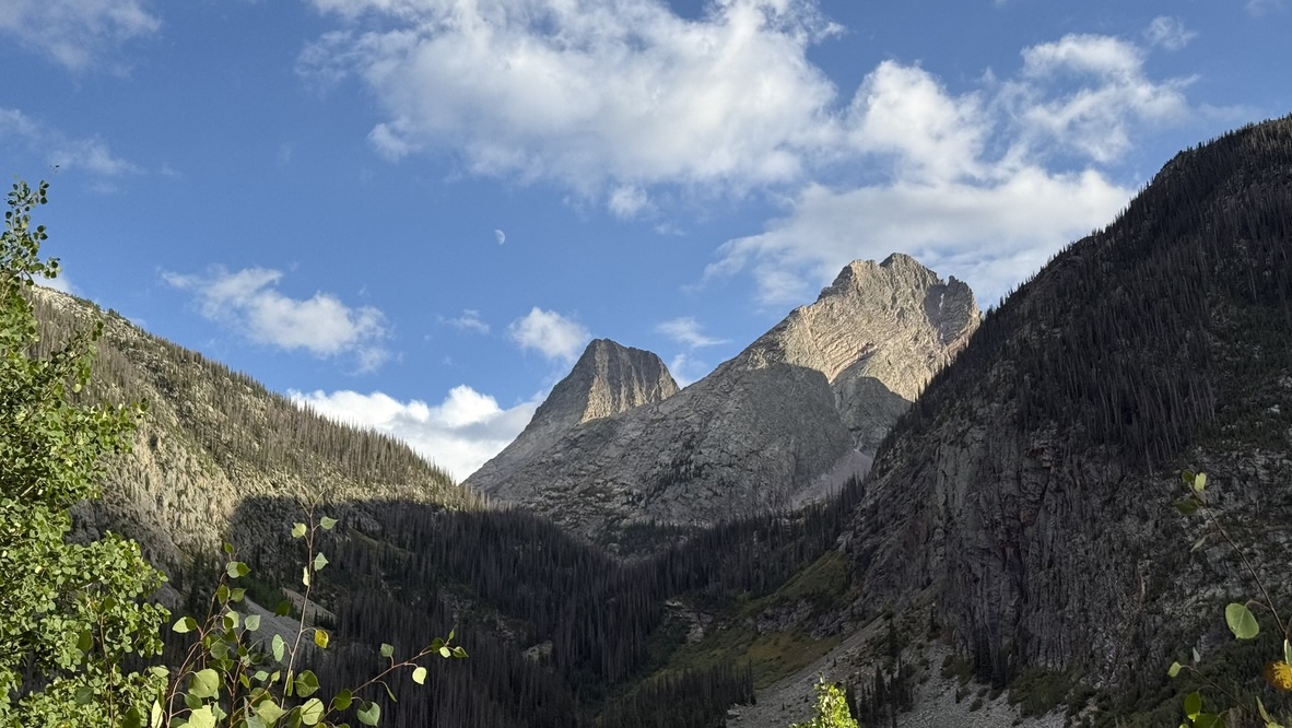 Looking back at Vestal and Arrow Peaks
